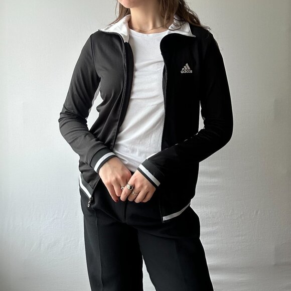 Vintage Style Black Adidas Zip-Up Jumper - Picture 3 of 4